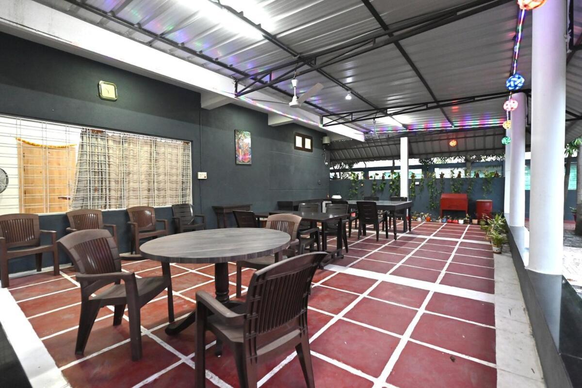 Kanadia Farm- A Perfect Retreat Holiday home